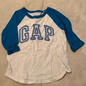 Baseball style tee